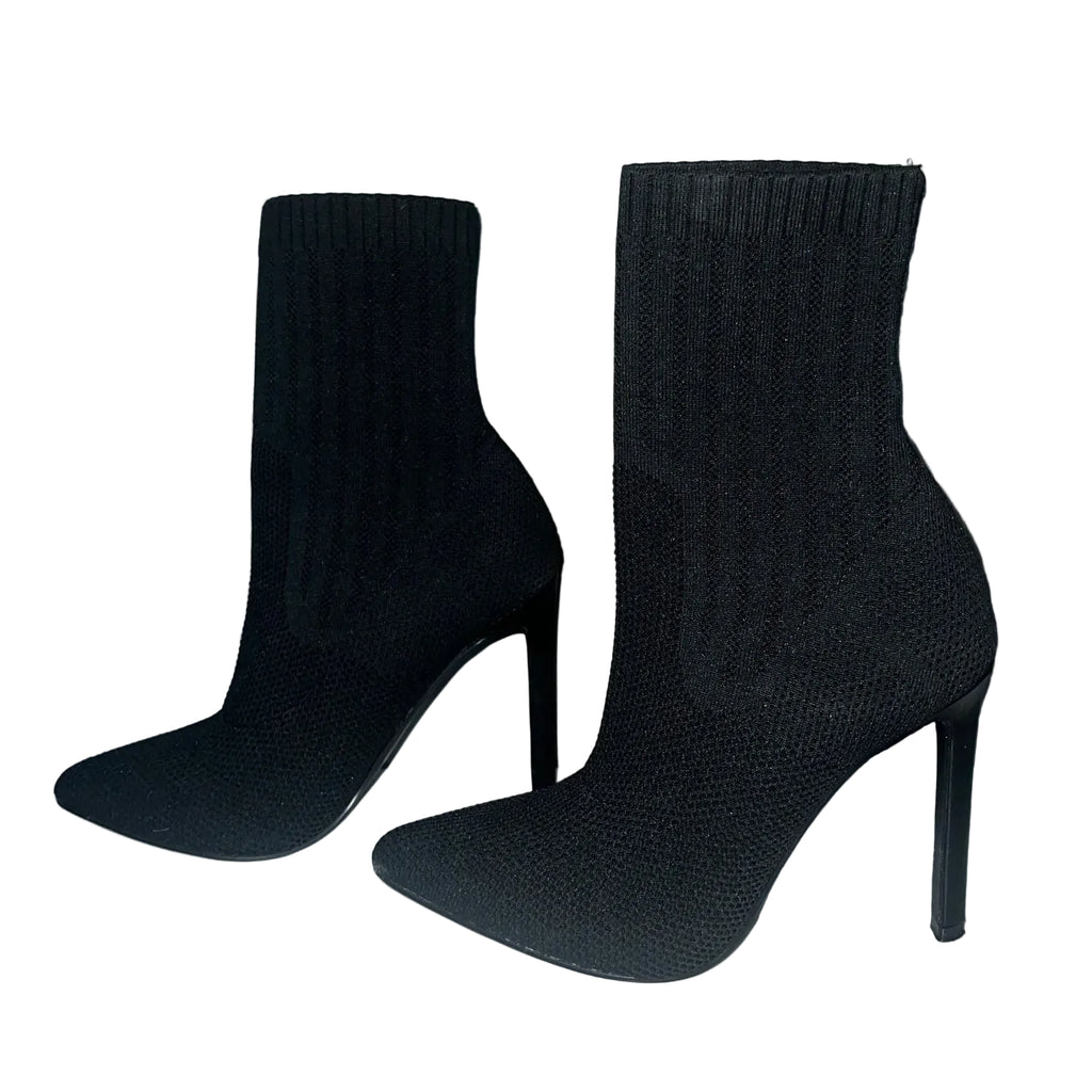 Steve Madden Discreet Mid-Calf Black Bootie – Women's Size 7